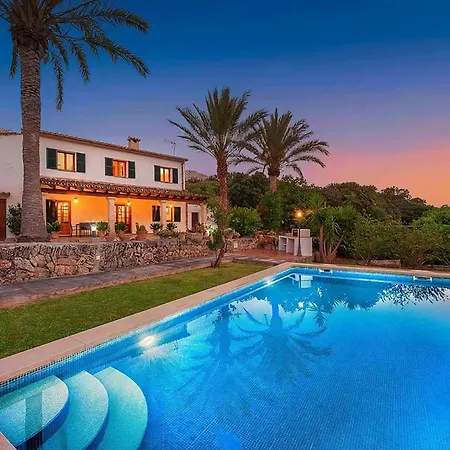 Schoene In Der Naehe Von Cala Sant Vicenc Holiday home