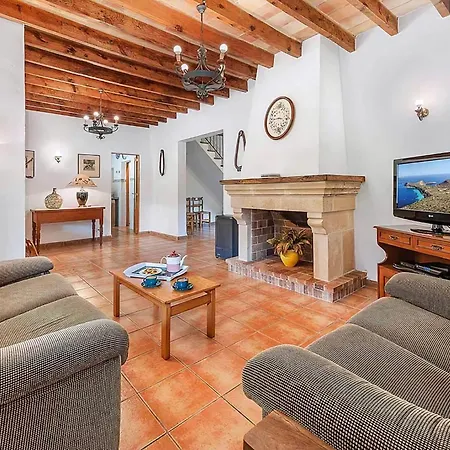 Schoene In Der Naehe Von Cala Sant Vicenc Holiday home *